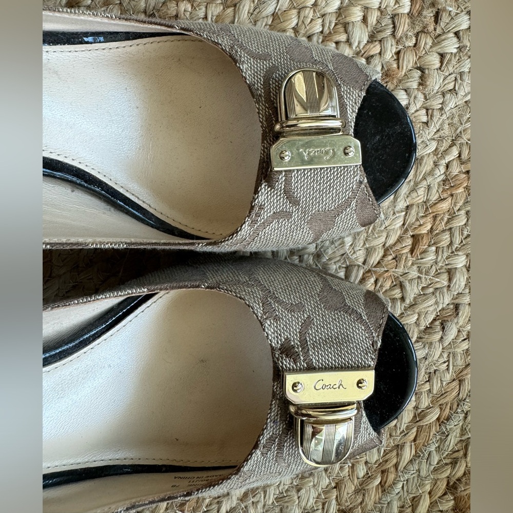 🤎😍COACH Shabby Chic Heels - Picture 3 of 11